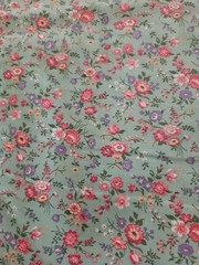 VTG Pretty Multicolor Ditsy Flowers On Green Cotton Fabric 2.75 Yrds X 45″Wide
