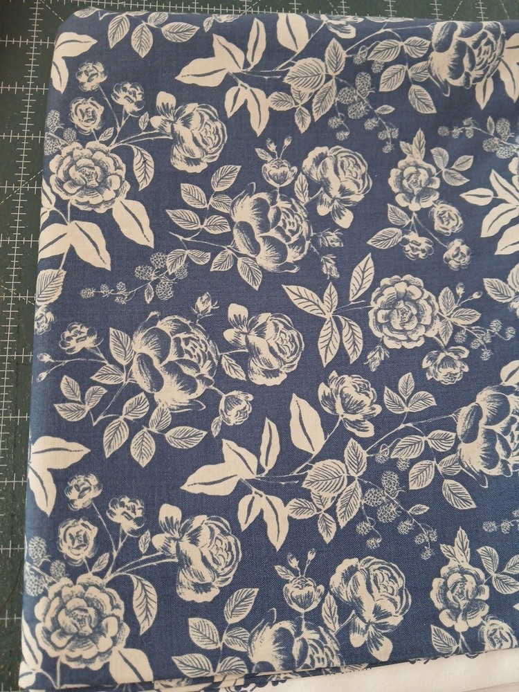 English Rose Rifle Paper Co 2 Yard Cut