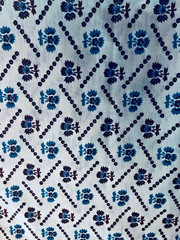 VTG Mid Century Brown & Blue on Wht Floral Knit Fabric Minimal Stretch 56″x 54″