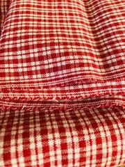 Red & White Small Plaid Homespun Cotton Fabric 1Y x 43″W