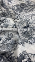 Luxury Designer Silk Fabric Toile de Jouy Print High-End Brand Deadstock 0,5 ya