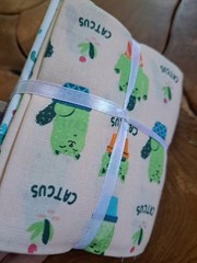 Novelty Fabric 5 Pc Fat Quarter 100% Cotton Bundle 18 x 21 Rectangle Squares