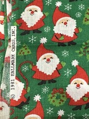 RARE 1981 HALLMARK SANTA HOLIDAY CHRISTMAS VTG. VINTAGE COTTON FABRIC BTHY
