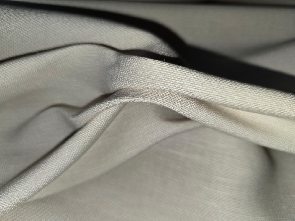 Fabricut – Dublin Linen / Color Bisque – 1 yard