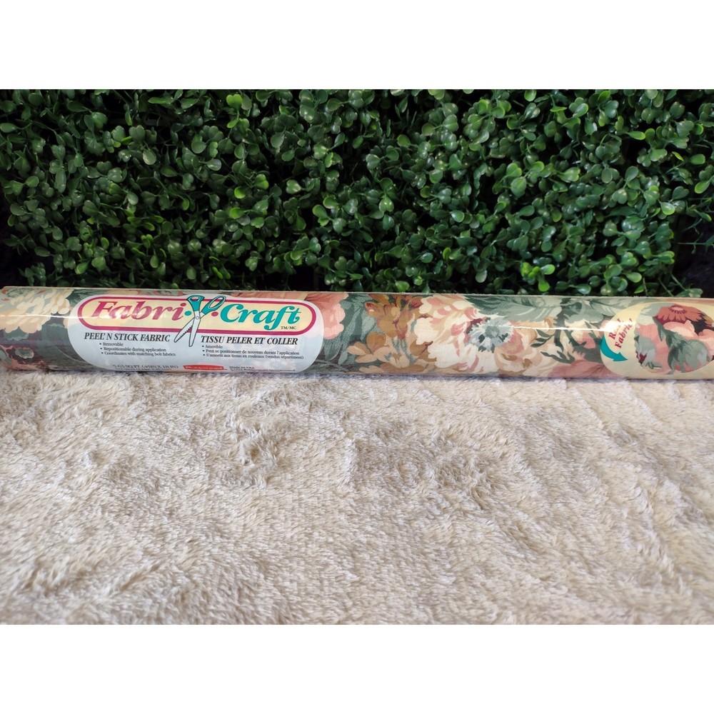VTG FabriCraft Peel N Stick Fabric Rubbermaid Remembrance Black Floral Cottage