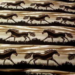 Equestrian Mustang Horse Print Fleece Fabric 60″ BTY Cozy No Sew Blanket DIY