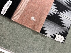 Pendleton Wool Blanket md. weight patchwork fabric piece 30 x 21.75in F173