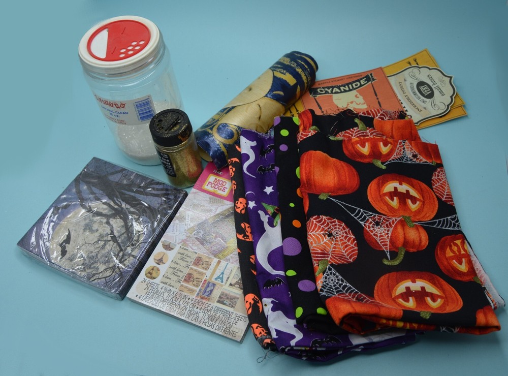 3 Halloween Cotton fabric bundle ea 1/2 yard plus crafty items shown