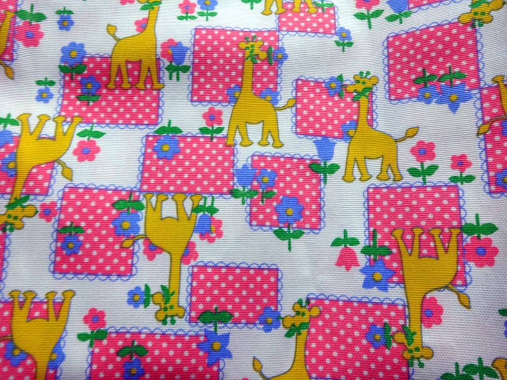 Vintage Cotton Fabric Material Giraffe Pink Polka Dots 34″ x 45″ 4.25 yards