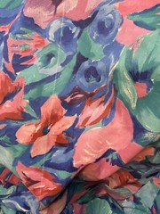 Vintage 90’s Cotton Fabric Big Floral Roses on Grid BLUE 58″X80″ Cottage