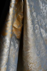 ANDRE DU DAUPHINÉ BY ART&DÉCOR Silk Taffeta, 100% Silk, col. Aurum, 2.2m x 1.4m