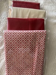 4 Pc Reds Fabric Remnant Lot Red Pink Hearts Tonal Print Quilting Cotton NOS