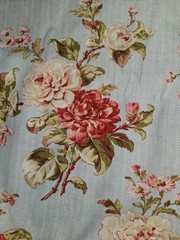 Red Rooster Fabrics Studio “Mrs Miniver”Roses On Blue Cotton Fabric 5 Yrds X 45”