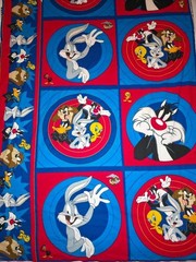 VINTAGE LOONEY TUNES BUGS BUNNY SYLVESTER TWEETY TAZ FABRIC 95″ CRANSTON USA