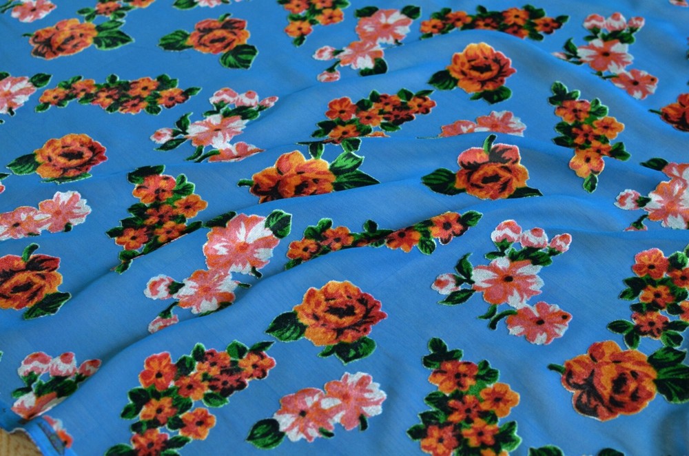 2.7 yd/ Vintage Mulberry Silk velvet Devore fabric Luxury Uzbek Oriental cloth