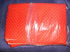 VINTAGE PURPLE SATINQUE FABRIC 4/5 YD x 62″ W + PC 60″ x 30″ WASH & DRY NEW