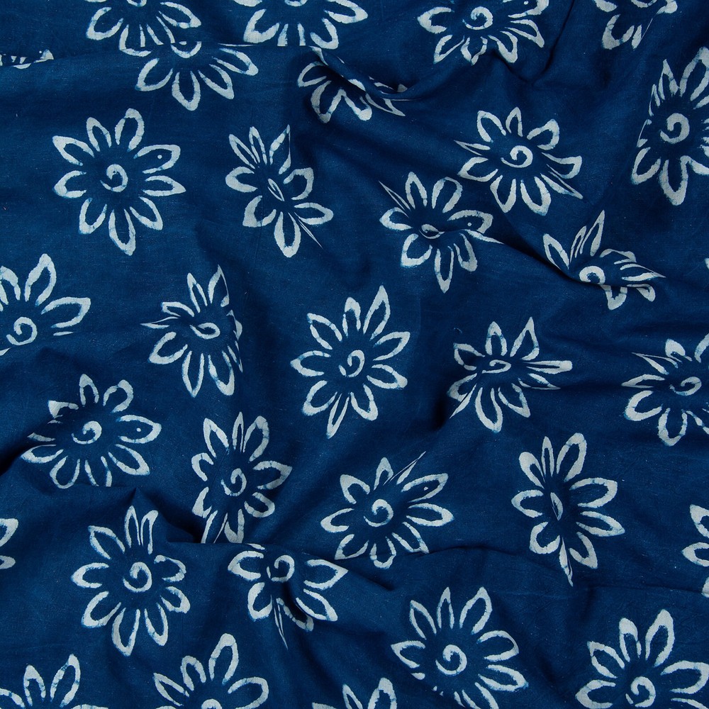 Natural Indigo Blue Floral Cotton Sewing Fabric Dress Making Fabric 2.5 Yards