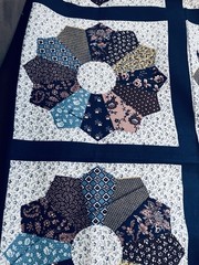 VTG Cranston Cheater Patchwork DITZY Florals 8 Dresden Plate 7 ½ ” Squares BTHY