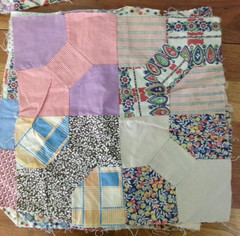 Vtg Lot of 17 Hand Sewn Bow Tie Quilt Blocks 1950-60’s -READ – Needs Laundering