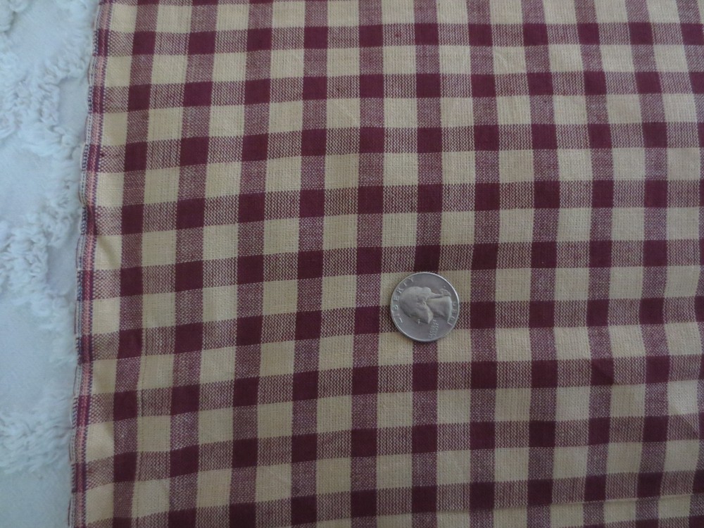 5113. Burgundy & Tan HOMESPUN PLAID COTTON FABRIC – 45″ x 1-3/8 yds.