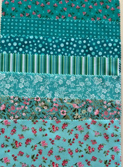 FABRIC MARKET SEA GLASS COLORSTORY LAYER CAKE BY ROBERT KAUFMAN 10X10 42PC