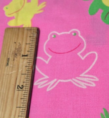 Camo Frogs Fabric Pink Green Cotton? Fabric Oakhurst Textiles 44×216″ / 6 Yards