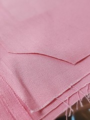Solid Light Pink Twill Woven Cotton Quilting Sewing Craft Fabric 44″ X 3yds