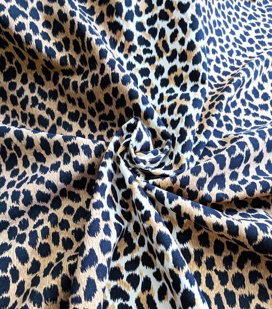 NEW ANIMAL PRINT JAGUAR CHEETAH DRAPERY FURNITURE UPHOLSTERY FABRIC 71″ L 59″ W