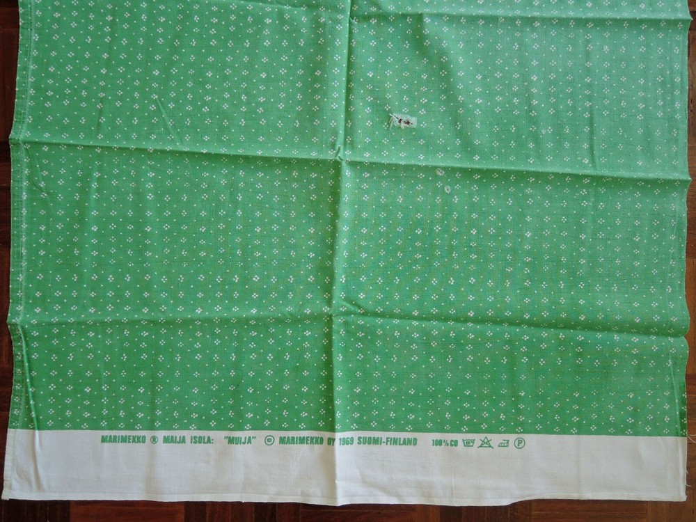 Marimekko MAIJA ISOLA ” MUIJA ” cotton fabric piece 137x67cm green x white