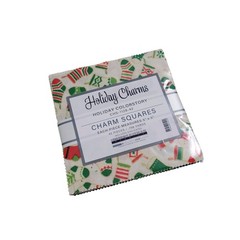 Robert Kaufman Holiday Charms Christmas Squares Colorstory 5″X 5″ 42 Pieces
