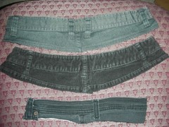 31 PIECES DENIM BLUE JEAN ZIPPERS & WAIST BANDS W/LOOPS SCRAPS CRAFTS SEWING DIY