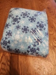Anti Pill Fleece Fabric – 60″ Wide X 72″ Long. (2 Yards) BRAND NEW!