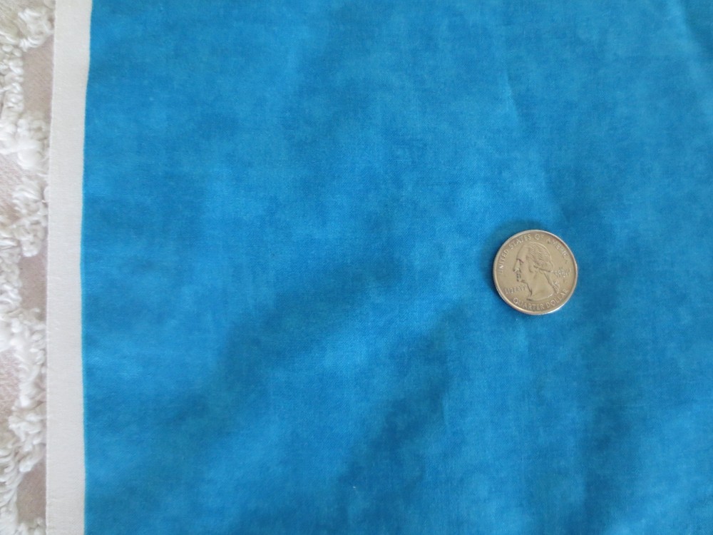 5038. MOTTLED TURQUOISE BLUE Craft, Quilting COTTON FABRIC- – 44″ x 4-1/4 yds.
