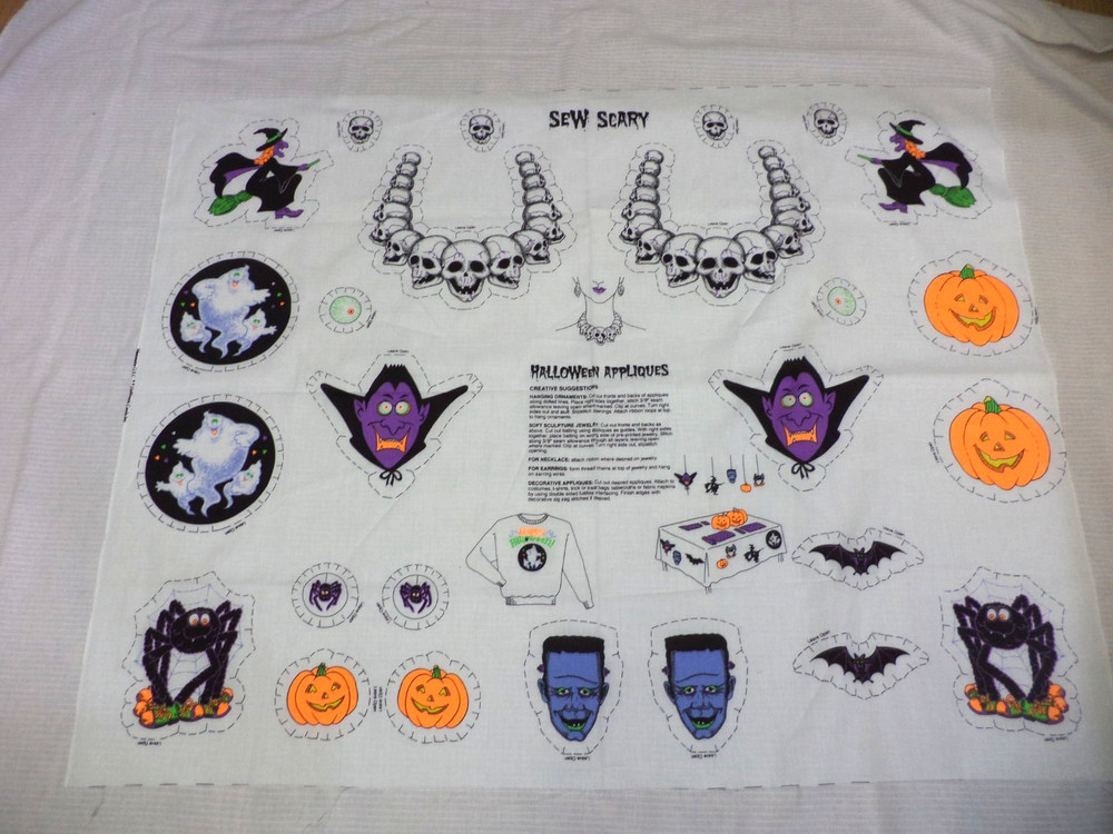 VINTAGE 90s WAMSUTTA HALLMARK SEW SCARY HALLOWEEN FABRIC PANEL~GLOWS IN DARK!!