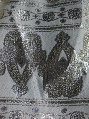 vintage 2-1/2 yd METALLIC & Cotton (?) FABRIC Gold & Silver on Cream 43″w. washd