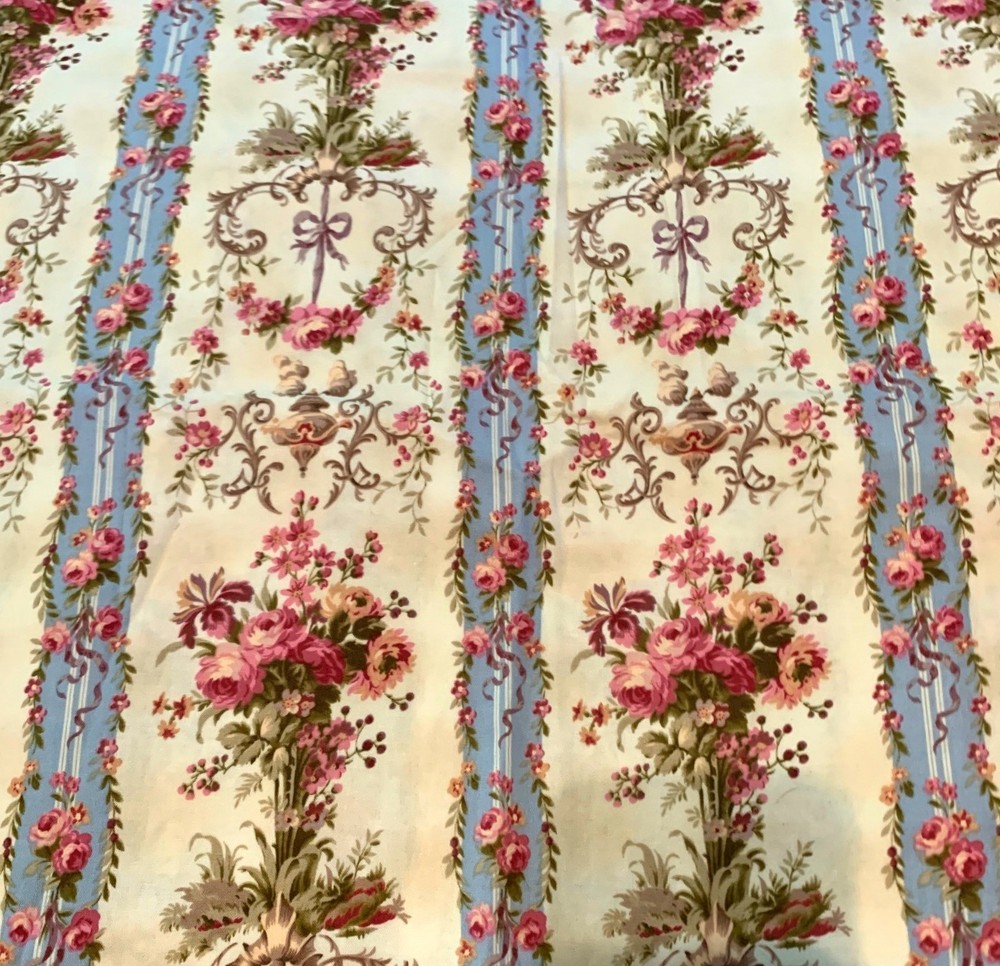 Anibella’s by Anna Fishkin for Red Rooster Fabrics – Border Stripe 29-1/2″ x 40″