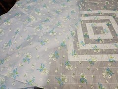 VTG SHEER BLUE FABRIC FLOCKED WHITE FLOWERS DAISY BOUQUET BY THE HALF YARD