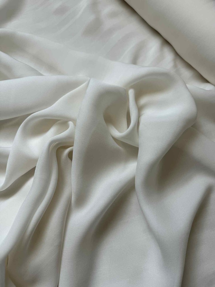 Off White – 12mm Silk Crepe Georgette Chiffon Fabric