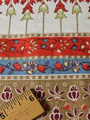Vintage Border Print Fabric Flowers Beige Red Blue 1 Yds 21″ L x 41″ W Cotton