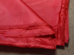 RED POLYESTER LINING FABRIC : Bolt 49″, L= 3 YARDS