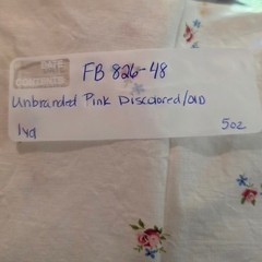 Floral Fabric Pink White Rose Scalloped Vintage 1 Yard x 34 w