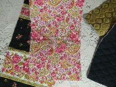 Pre-Quilted Scrap Pack Double Face Quilted Fabric Rems Floral Shabby Elephants +