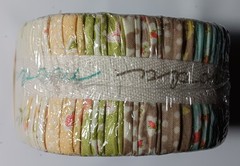 Moda Jelly Roll. FIG TREE. AVALON. OOP.