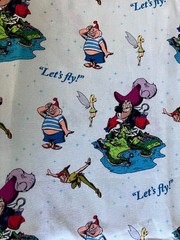 RARE Vintage Peter Pan, Captain Hook in Neverland Let’s Fly Disney/ 1 Yd 4“ New