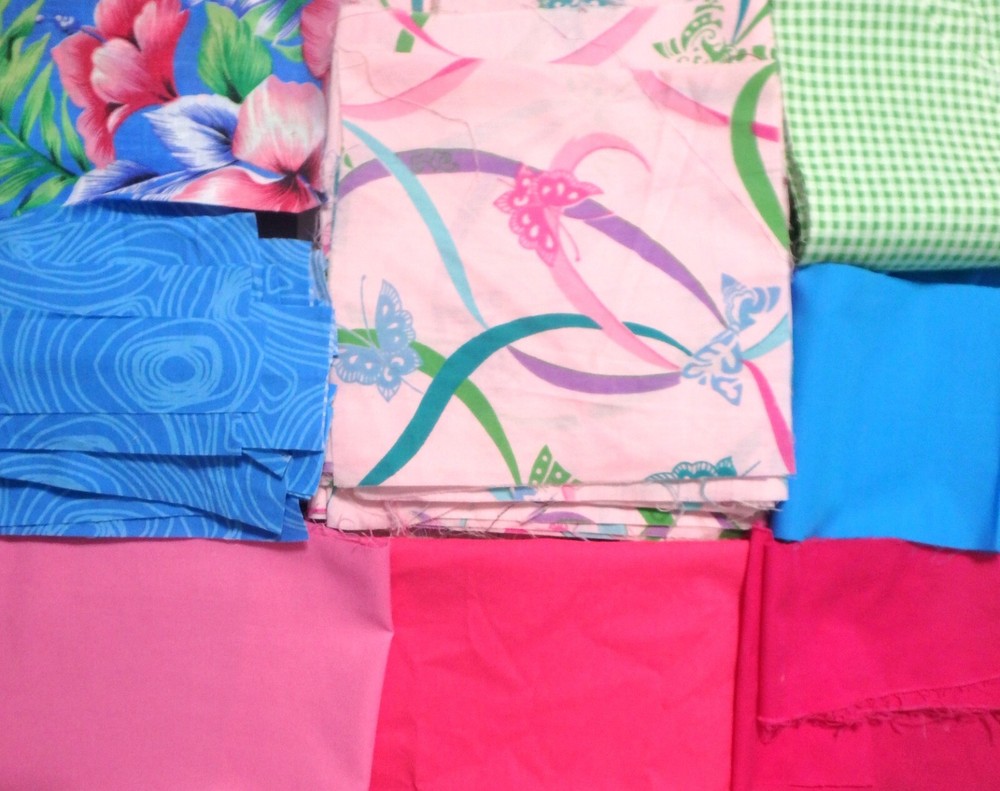 5 lb 3 oz Box of Assorted Fabric Scraps – Child Prints & Bright Colors FSBTB113
