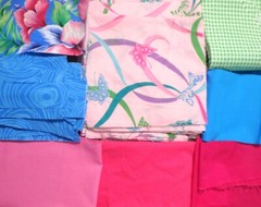 5 lb 3 oz Box of Assorted Fabric Scraps – Child Prints & Bright Colors FSBTB113