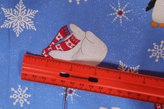 108″L x 44″W Fabric Traditions Winter Polar Bears Penguins Snowflake Glitter