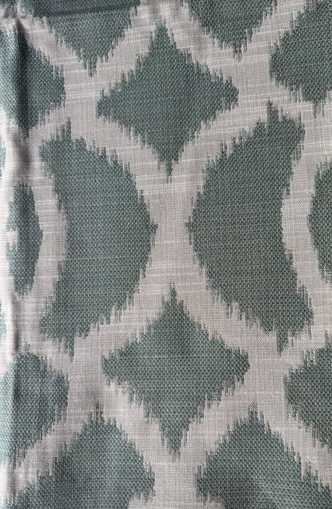 34721 135 Designer Fabric Remnant 24″x24″