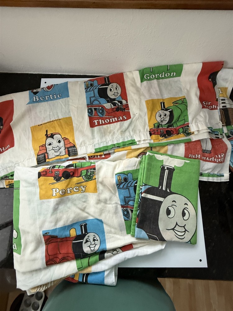 Vintage Fabric – 1992 Thomas The Train Character Twin Sheet Set Craft Quilt