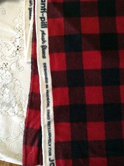 Buffalo Plaid Red Black Checks Squares Anti-Pill Fleece Fabric 1 Yd 20″ x 60″